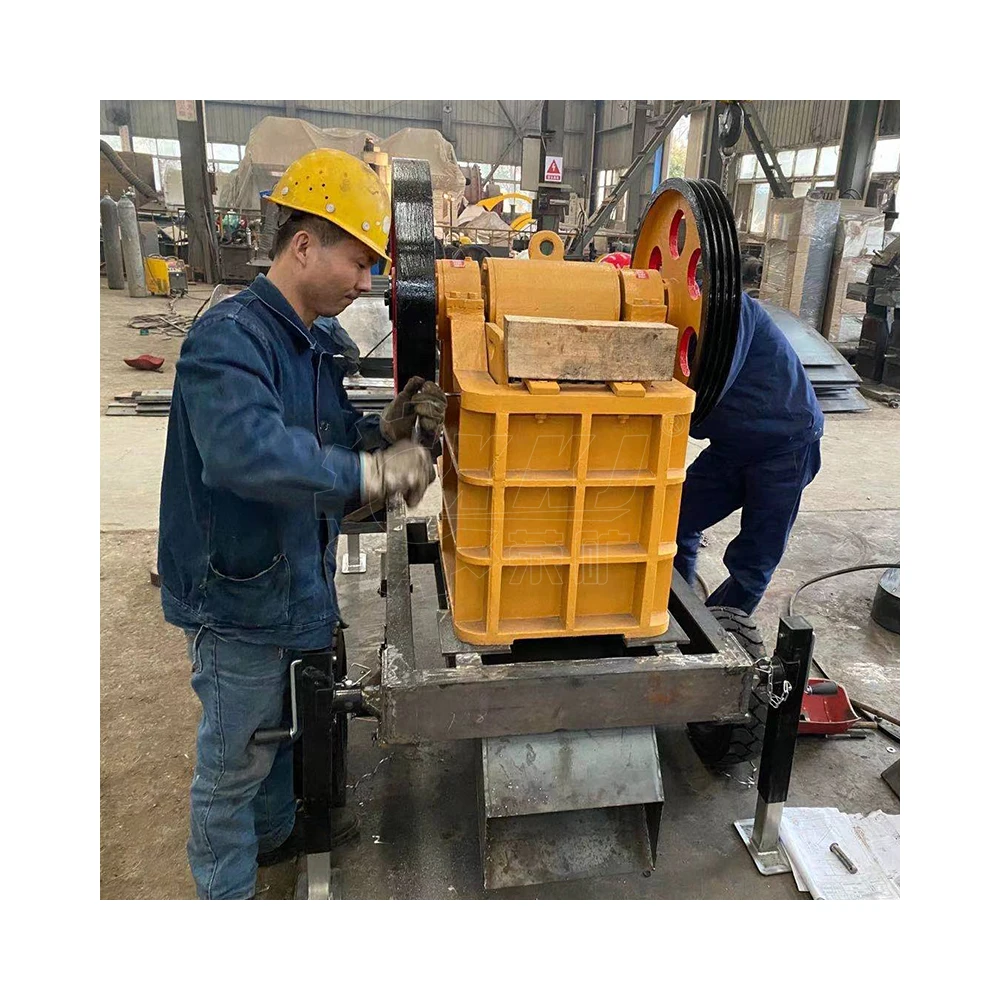 Hand Held Reliable Concrete Crusher Small Diesel Engine Mobile Portable Mini Stone Rock Crushing Machine Price Jaw Crusher