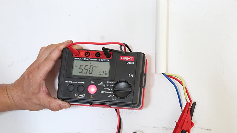 Ut502a UNI-T UT502A Insulation Resistance Meter, 500V/2500V Tester for ...