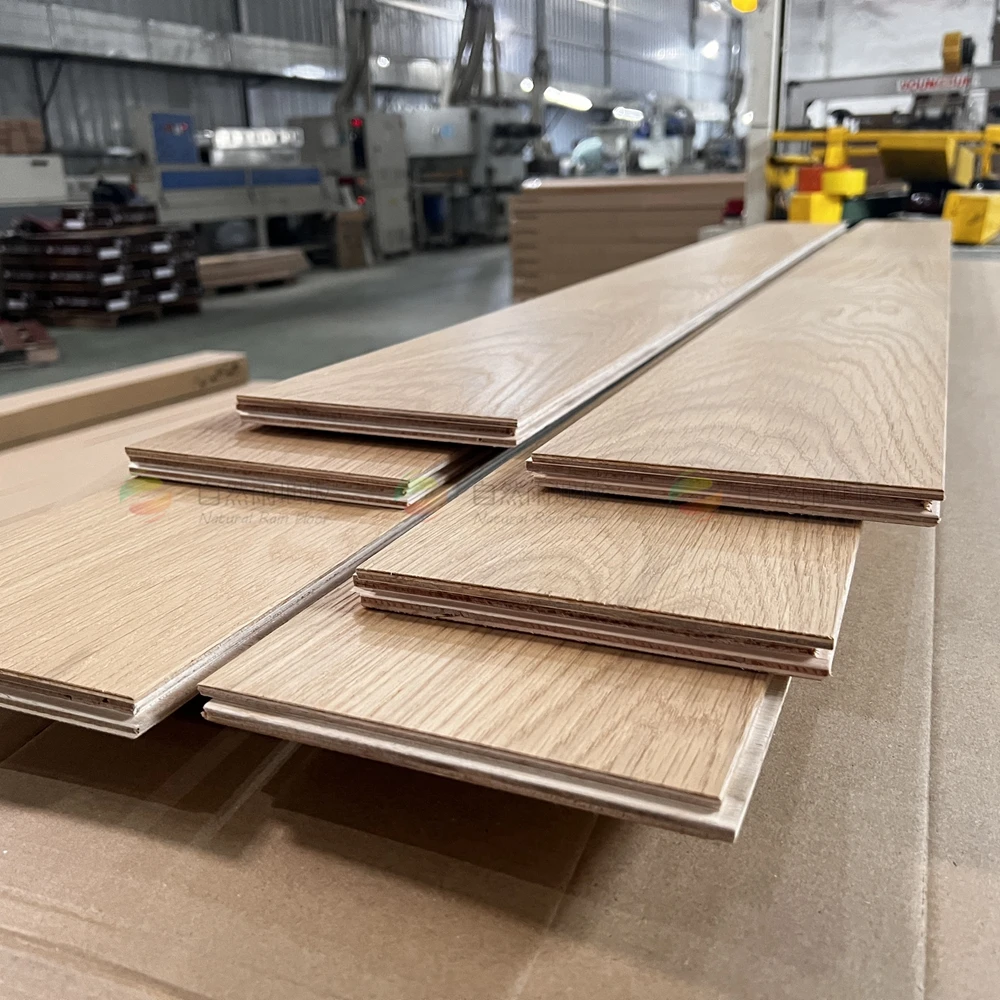 Smooth Surface Coffee Color Engineered Wood Floor Timber Hardwood Flooring Oak