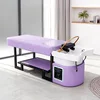Couleur violette avec circulation d'eau et fumigation