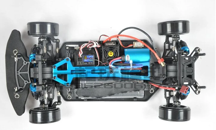 Carro De Controle Remoto: Carro De Brinquedo Esportivo De Corrida Com Pneus  Deslizantes De Luz Led De Alta Velocidade 4wd 1:24 2,4ghz 4km/h - Presente  Perfeito Para Adultos, Meninos, Meninas E Crianças!