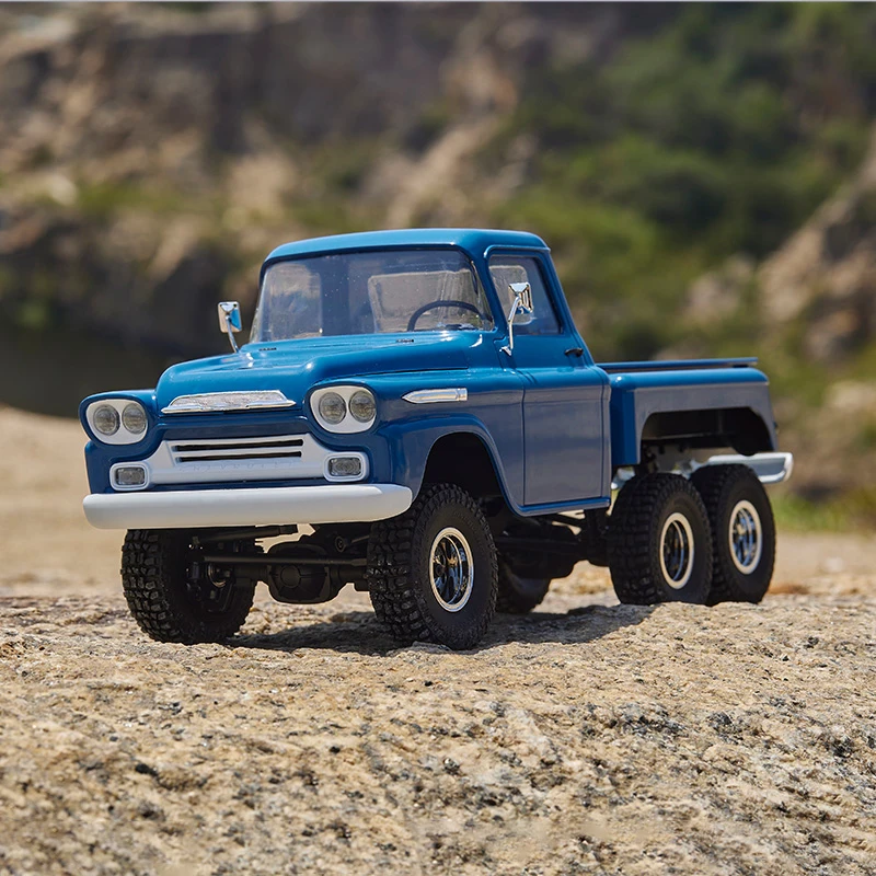 FMS 1/18 Apache 2.4G Simulation Model Six-wheel Drive Climbing Car Rc Remote Control Pickup Boy Toy Gift