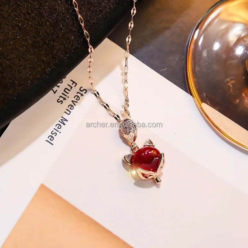 Titanium steel non-tarnish simple red transit factory fox necklace female fashion brave