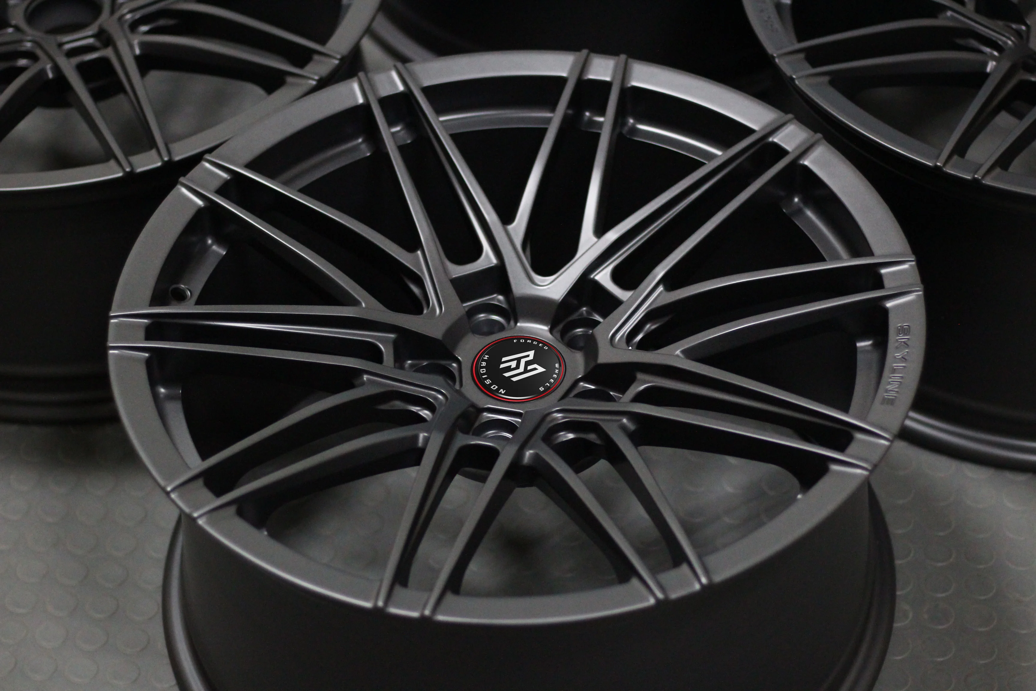 Hadison Floating Custom Wheels 16 17 18 19 20 21 22 23 24 Inch