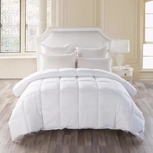 Wholesale Warm Soft Duvet Bedding Set 100% Cotton Down Alternative Bed Duvet Comforter for Hotel