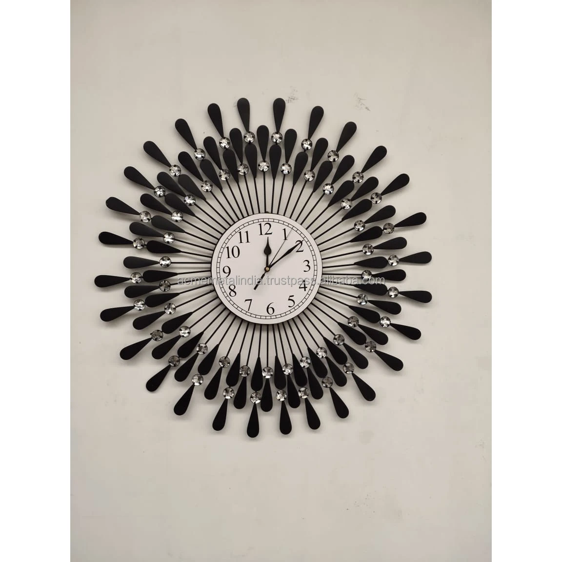 Best Quality Petals And Crystal 24 Inch Wall Clock With Unique