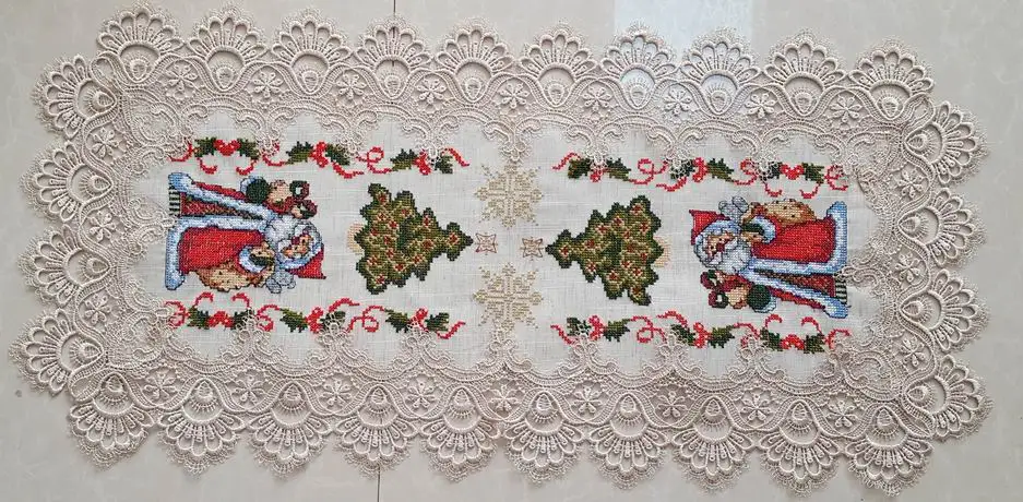 Rose Embroidery Cross STITCH TABLE RUNNER with Cutwork