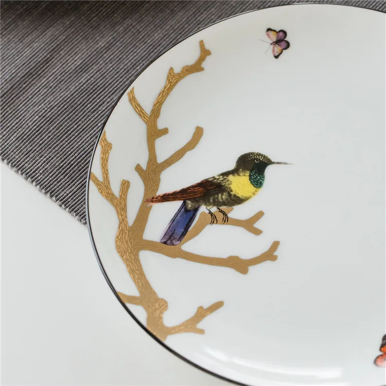 Western Eastern Tableware Custom French Plate Set Exquisite Luxury Bone China Dinner Sets with Gold