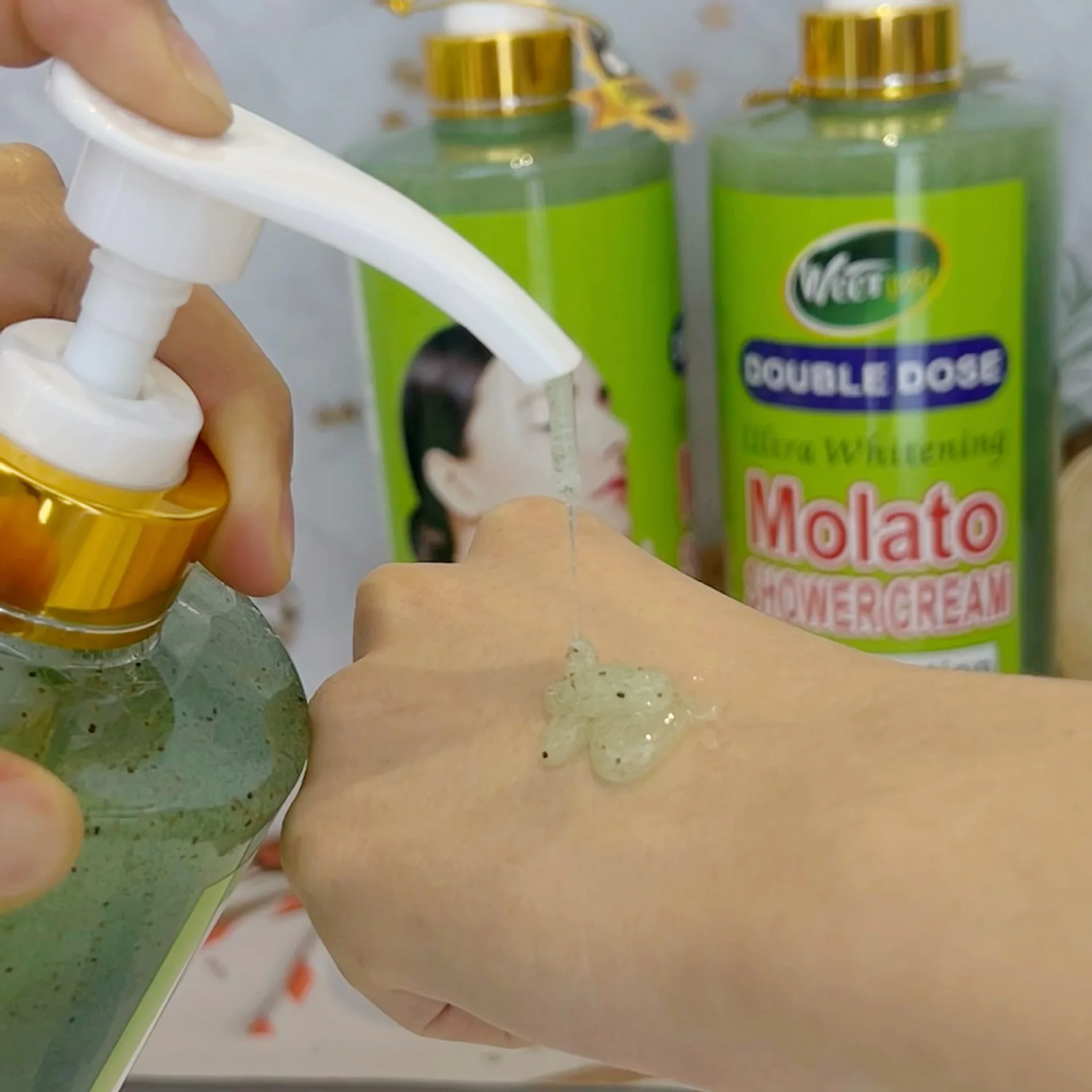 DOUBLE DOSE Crème de douche ultra blanchissante Molato Gel douche exfoliant pour le corps Gommage nourrissant pour la peau Gel douche rafraîchissant hydratant