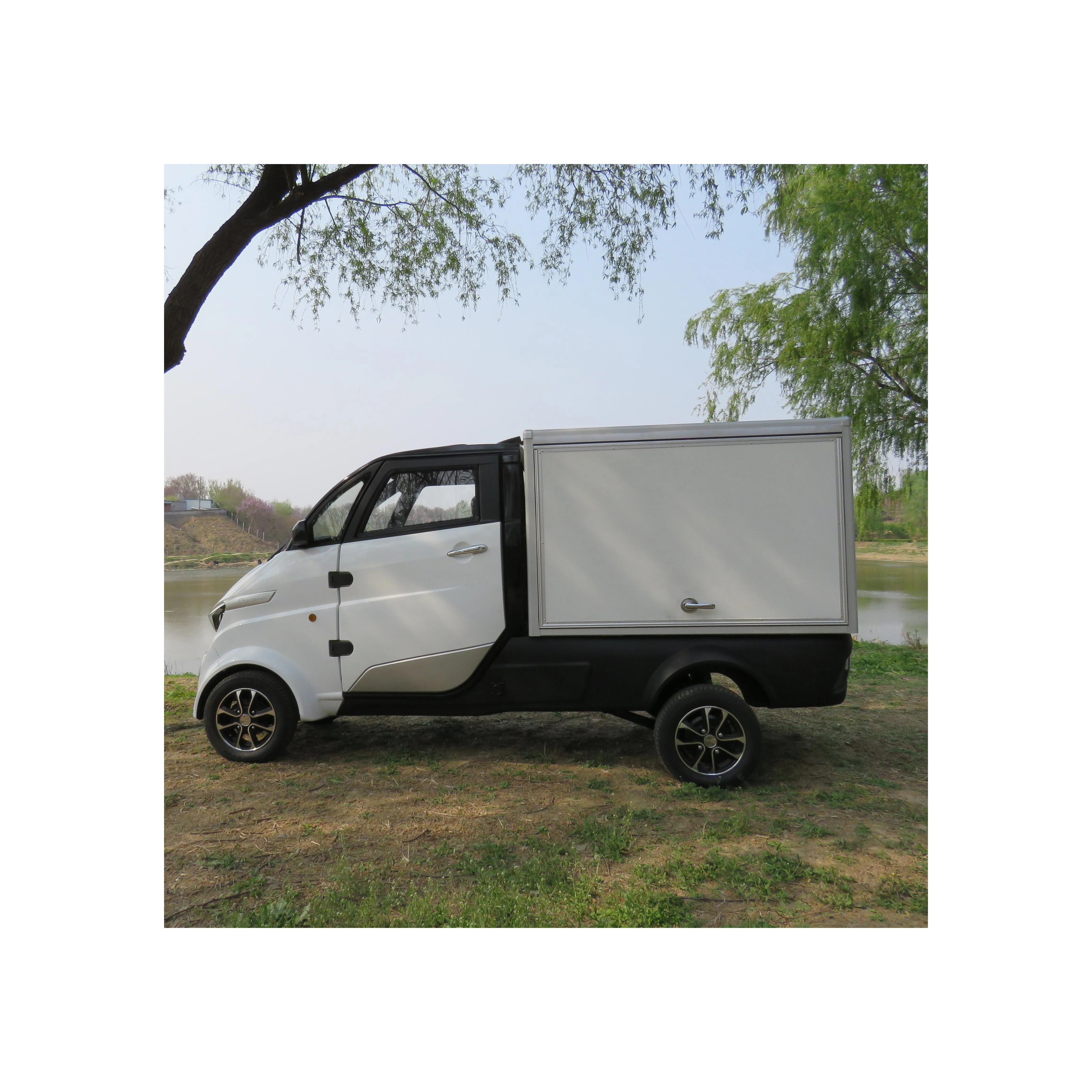 4-колесный скейтборд Электрический личный доставки еды транспортного средства