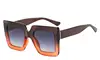 C13 marrone scuro
