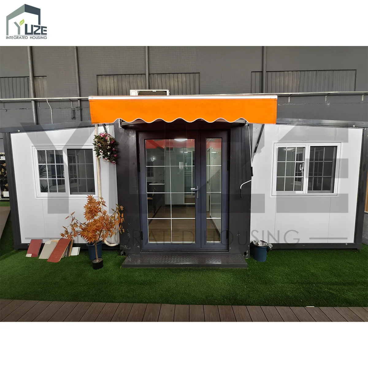 New Sandwich Panel Double Wing Steel Structure  Expandable Prefabricated Container Home Office with Bedroom and Living Room