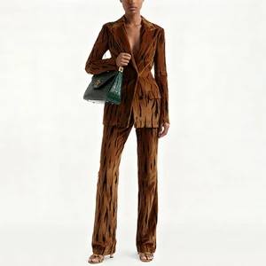 ZYHT 70162  Autumn & Winter New Arrival Fashionable Leopard Print Stripe Printed Velour Longline Blazer Two-Piece Set for Women