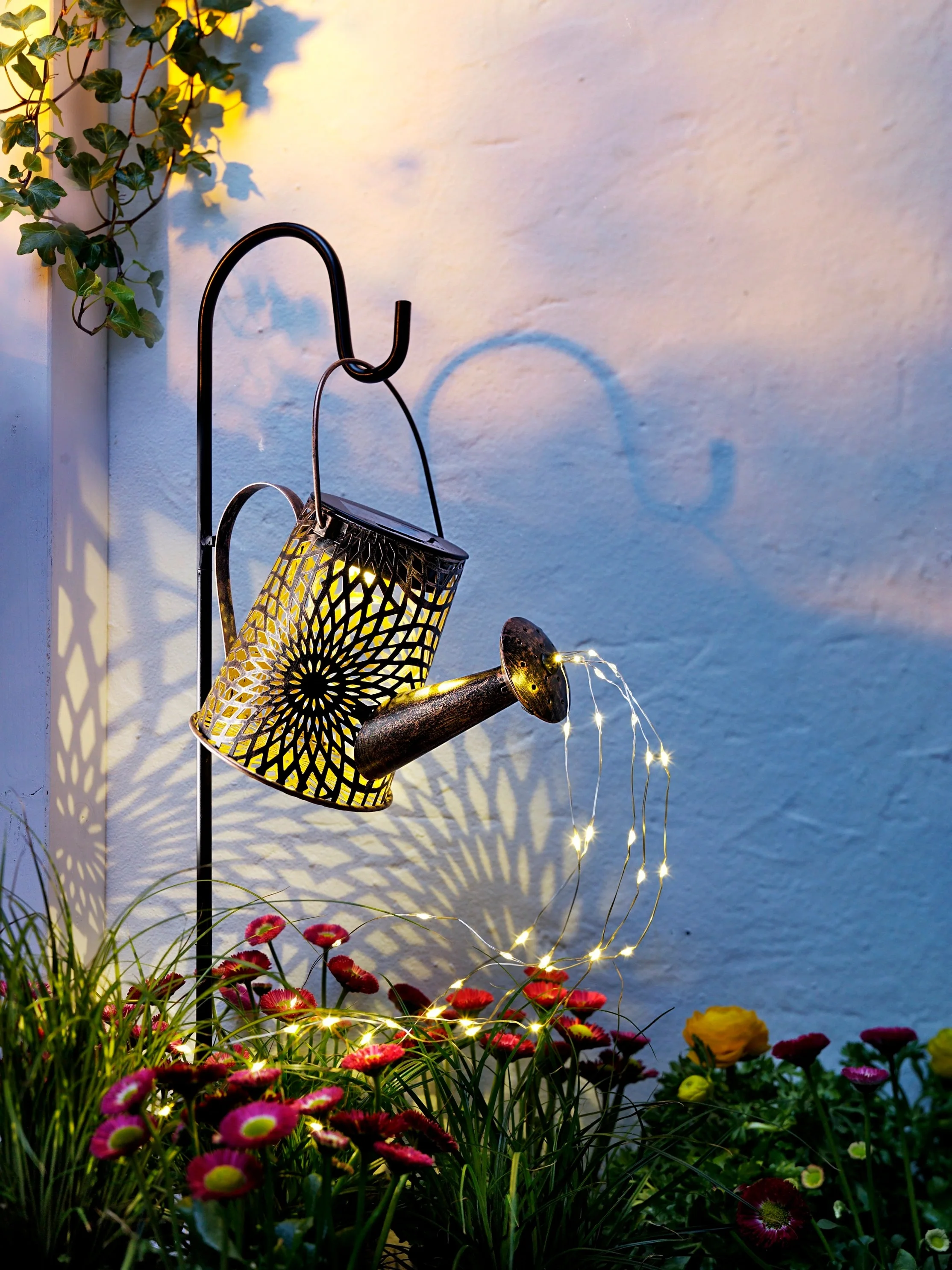 Sunflower Garden Art Light Watering Can Lights Solar Waterfall Lights
