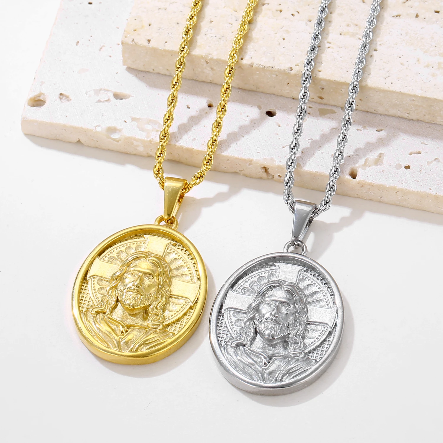 【美品】888Ｈｚ Jesus Christ ゴールド マドモアゼル・愛 巾着付 美品】888Hz Jesus Christ ゴールド マドモアゼル・愛 巾着付 Jesus