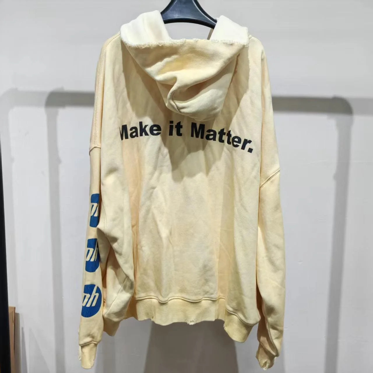 Custom Cream Vintage Distressed Zip up Hoodie Men Newspaper Collage Print Oversized Grunge Loose Streetwear Outer Jacket gallery 2