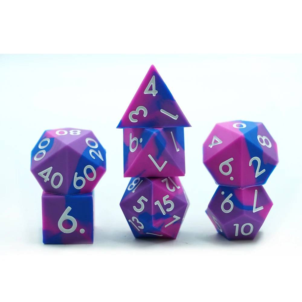 conjunto de 7 Dados em Silicone para DND Jogos de RPG em Mesa Borda Afiada Borracha Flexível Mistura de 3 Cores Tamanho 16mm
