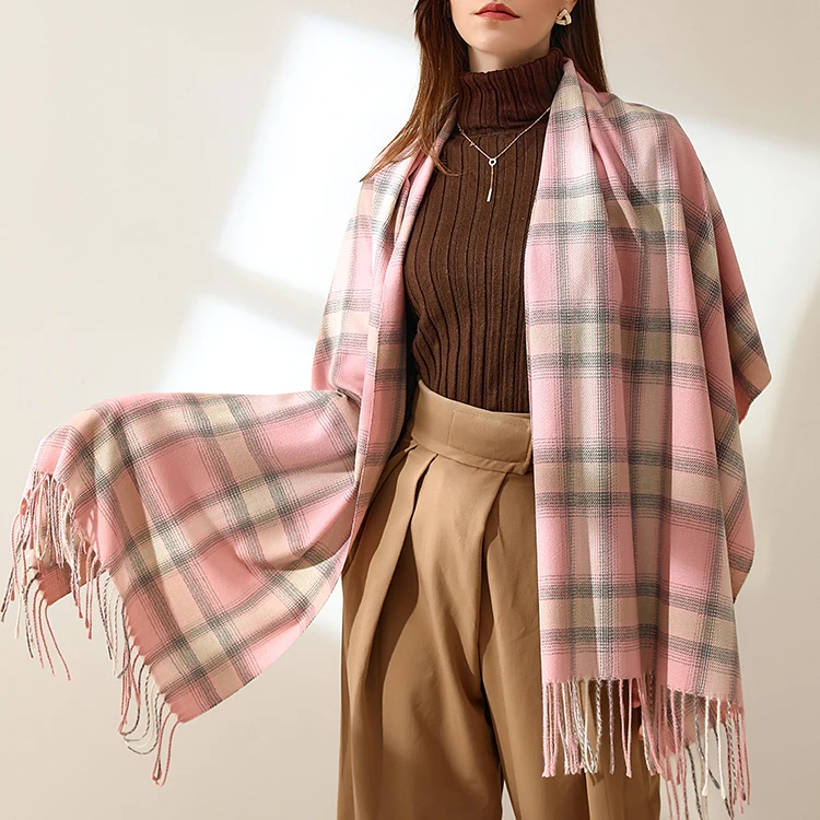 2022 Fashion Checked Design Tassel Warm Soft Cashmere Warm Winter Scarf For Women