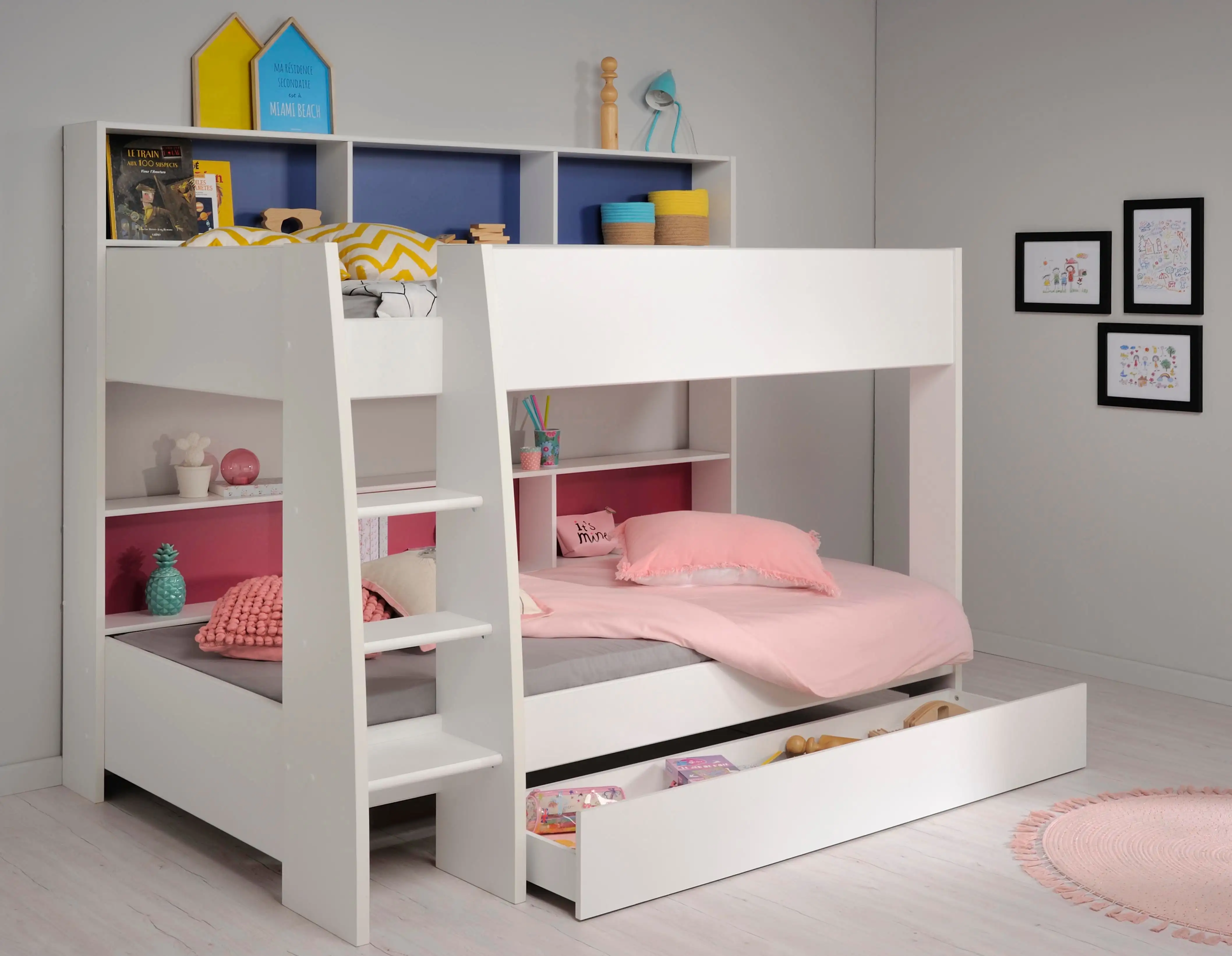 Современные двухъярусные кровати для девочки и мальчика
