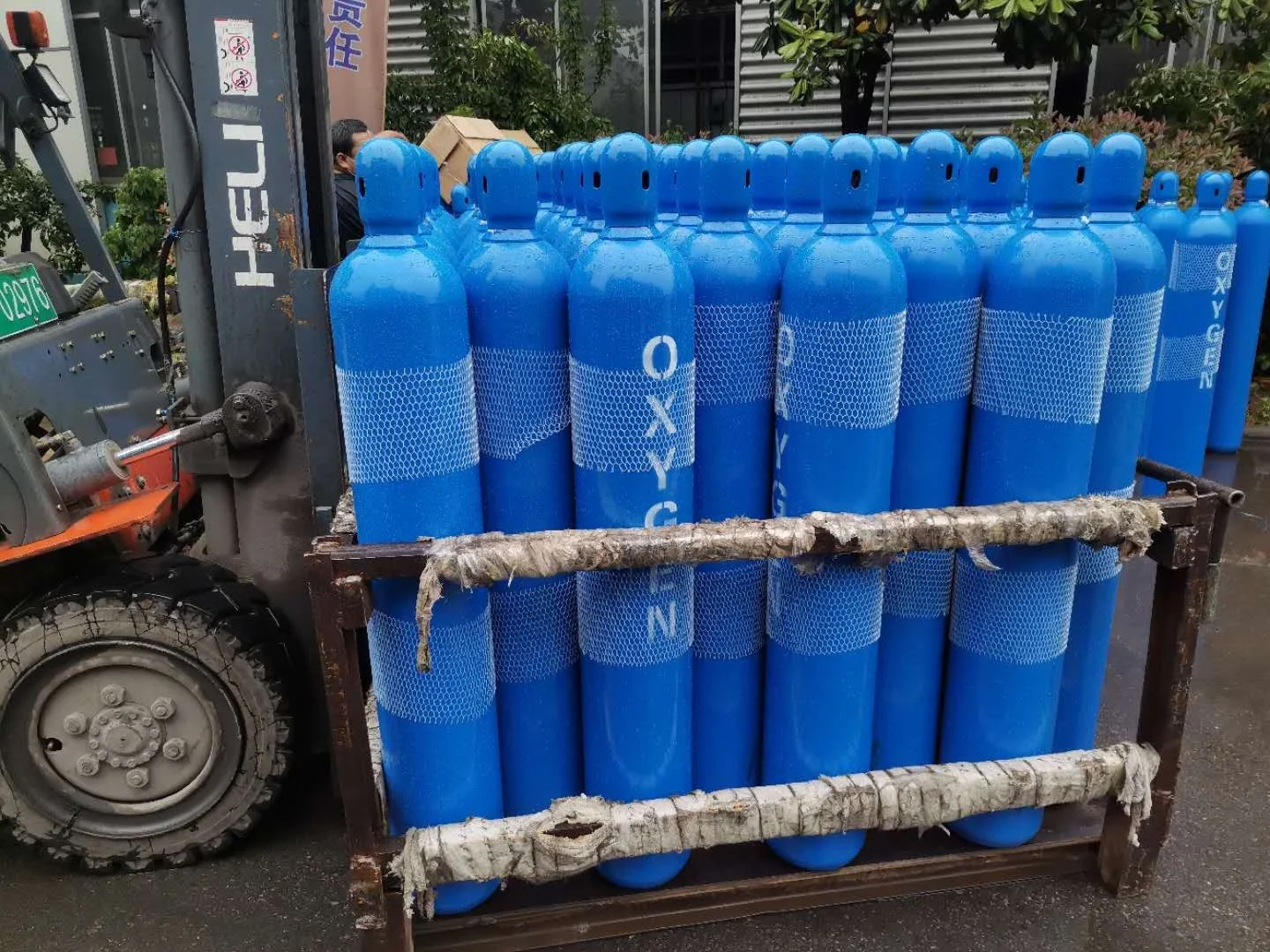 40L  Gas Cylinder Oxygen Cylinder with Valve for Uae Market