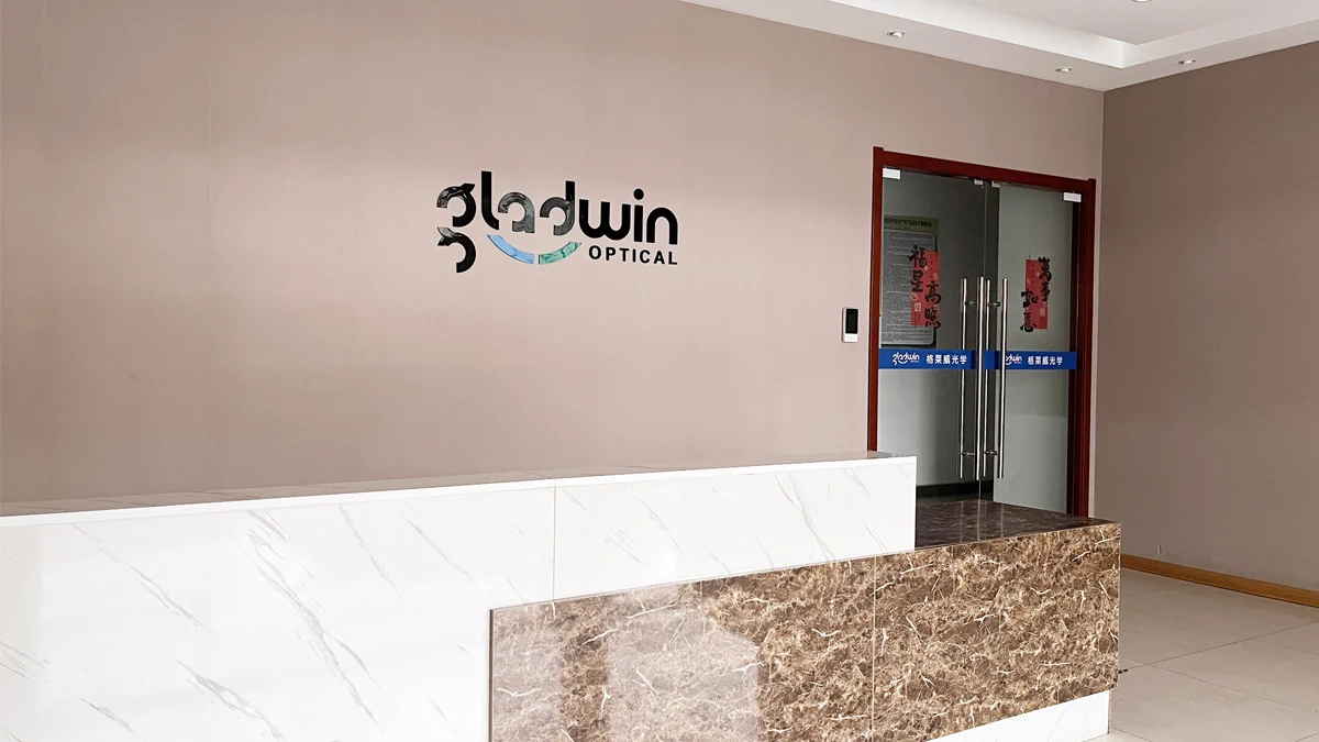 Yangzhou Gladwin Optical Technology Co., Ltd.
