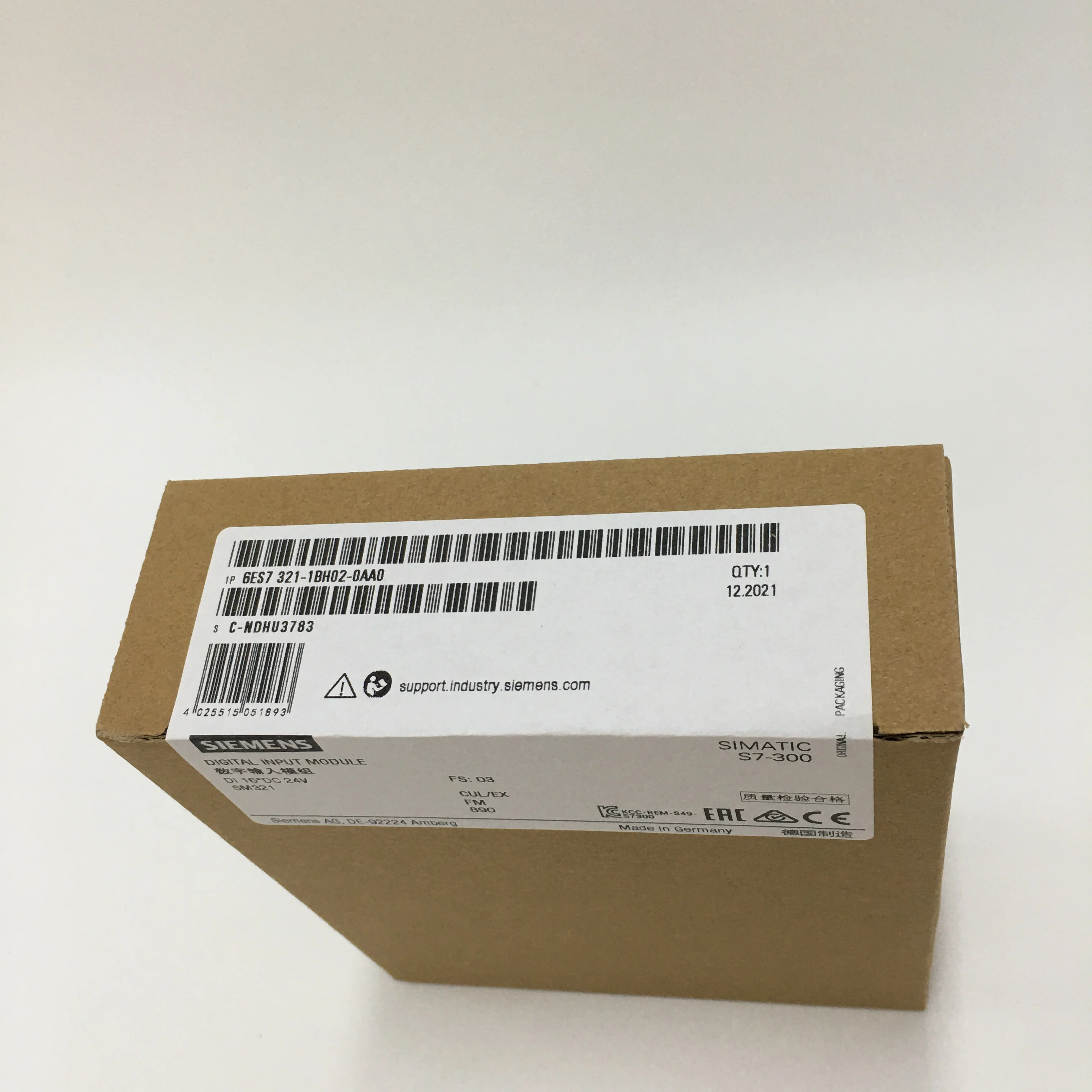 SIEMENS PLC Digital Input Module 6ES7321-1BH02-0AA0 SIEMENS PLC Digital Input Module 6ES7321-1BH02-0AA0