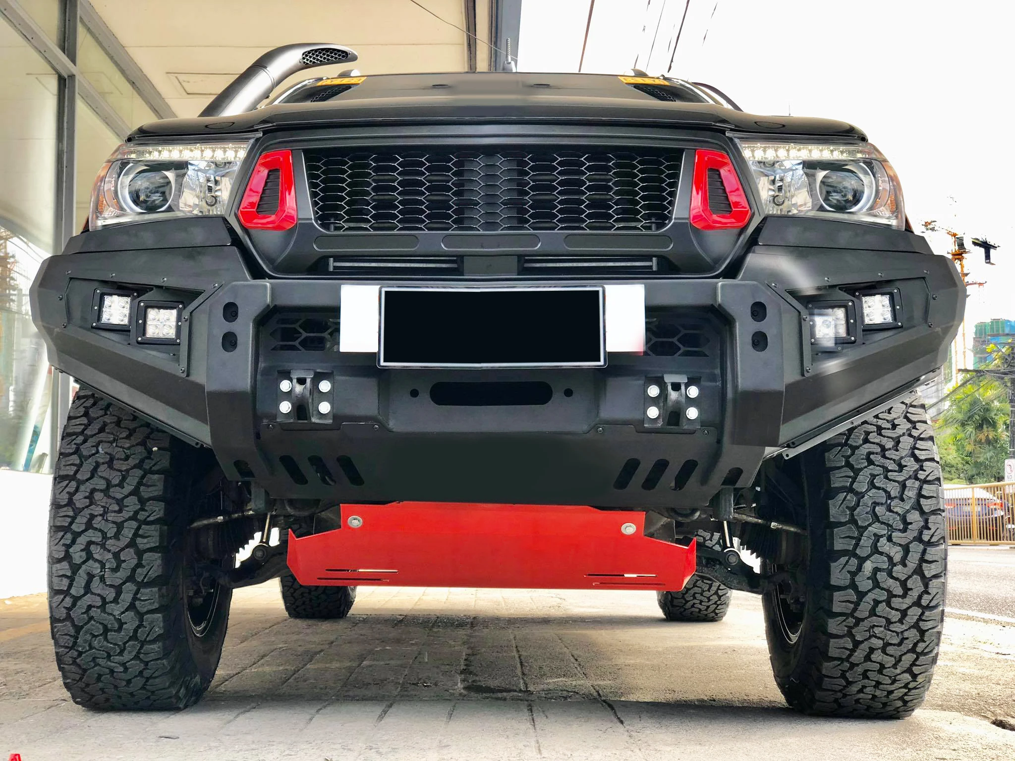 Le-star4x4 for Pick up 4X4 Accessories Front Rear Bumpers Bull Bar for Hilux Revo Rocco TRD 2021