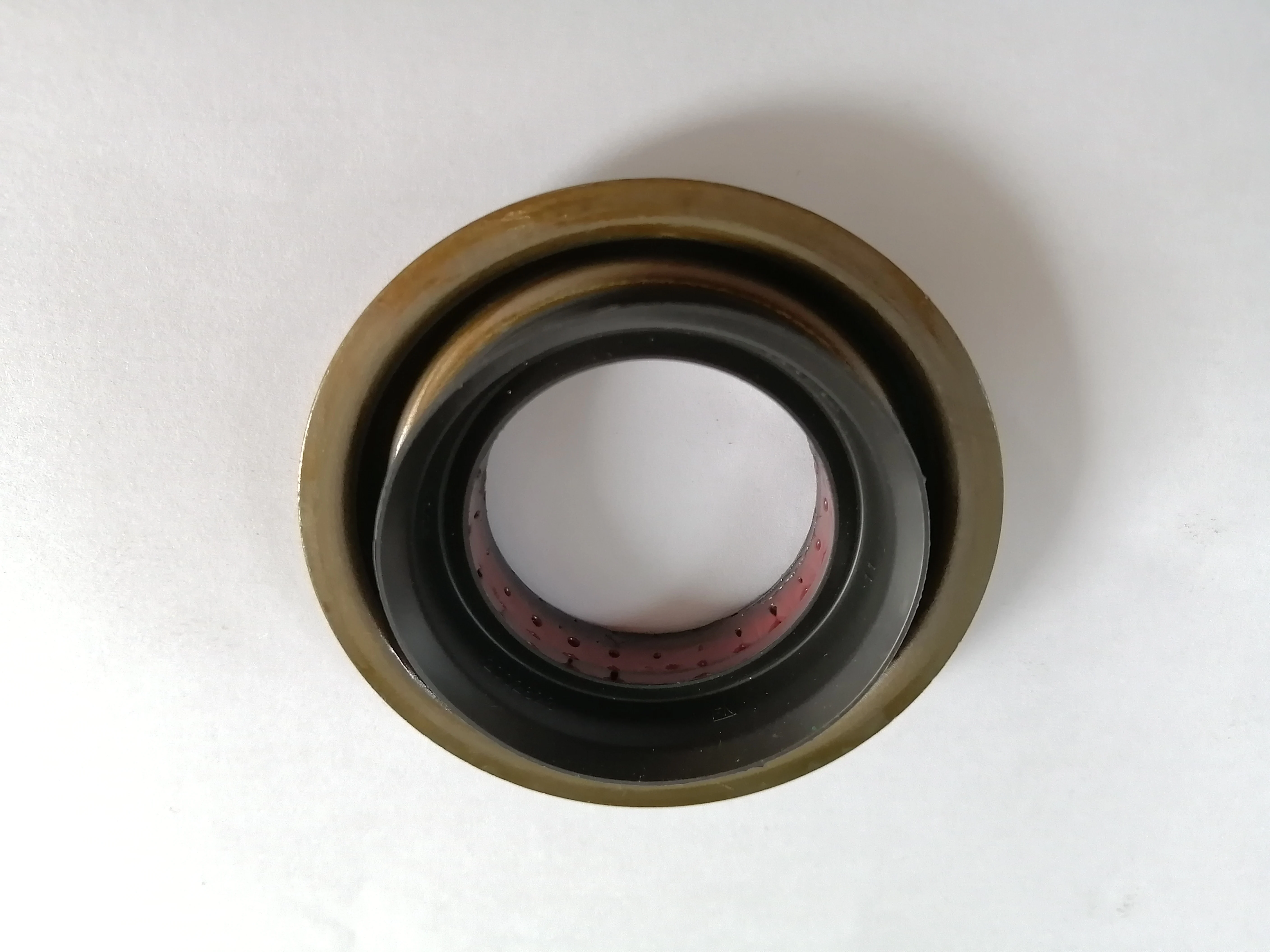 Retentor de Óleo do Cardan Automotivo de Qualidade Original 5L834B416AA  U5A127YA6 para Ranger 2012