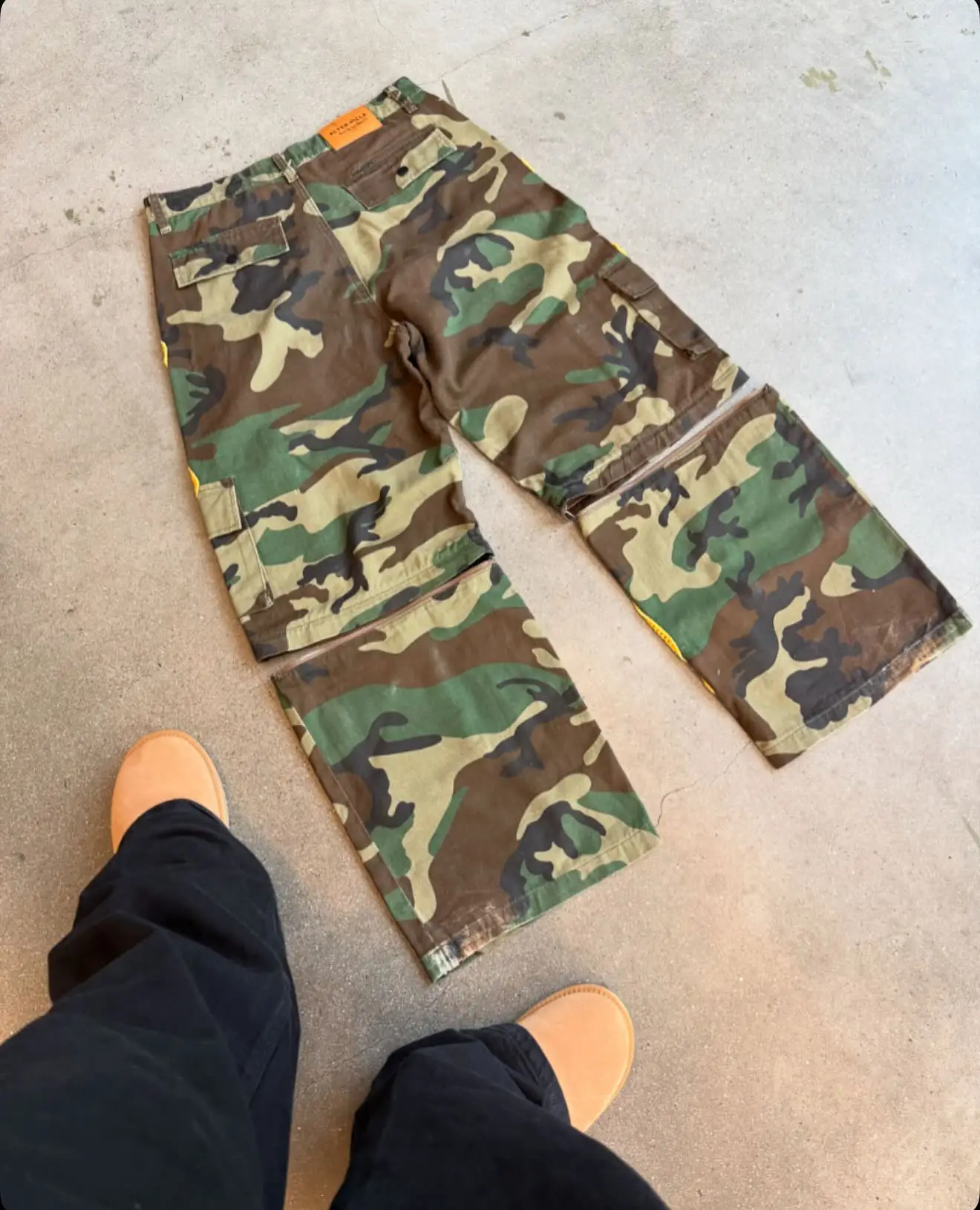 Vintage Custom Designer Embroidered Cargo Side Pocket Rubber Print Straight Men's Detachable Sweatpants gallery 2