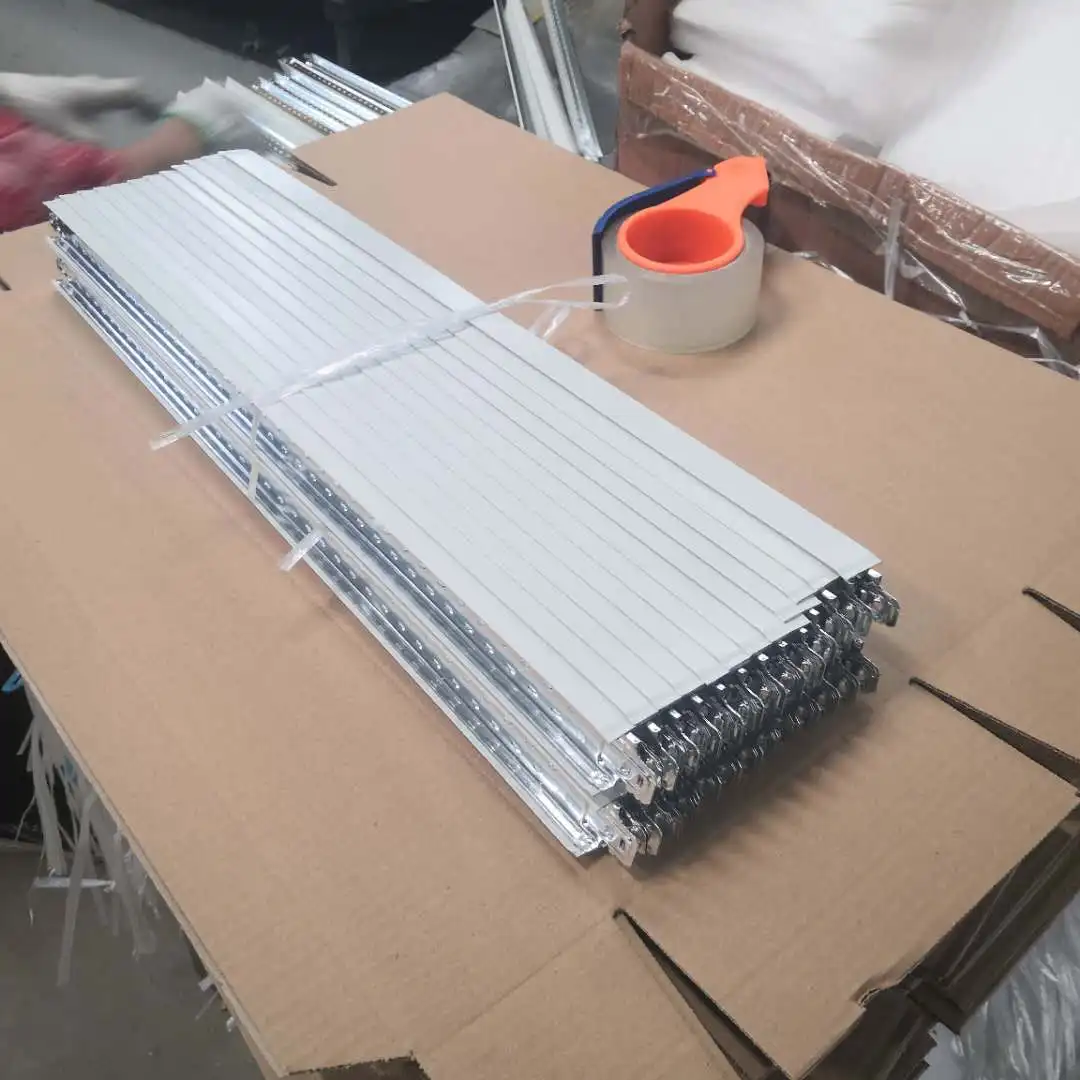 Main Tee Cross Tee and Wall Angle Ceiling t Grid Runner for Ceiling Tiles
