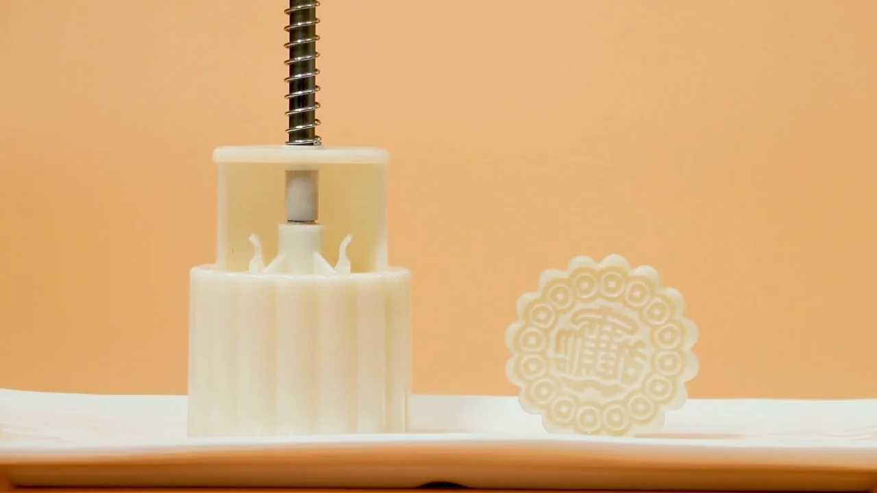 Ainika Custom Bath Bomb Press Mold Multicavity,4 Cavity Moon Cake