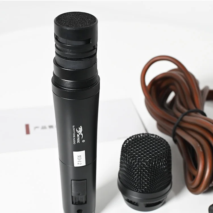 Skytone MD42 Dynamic Wire Microphone with Cable Cord Microphone Pro Audio