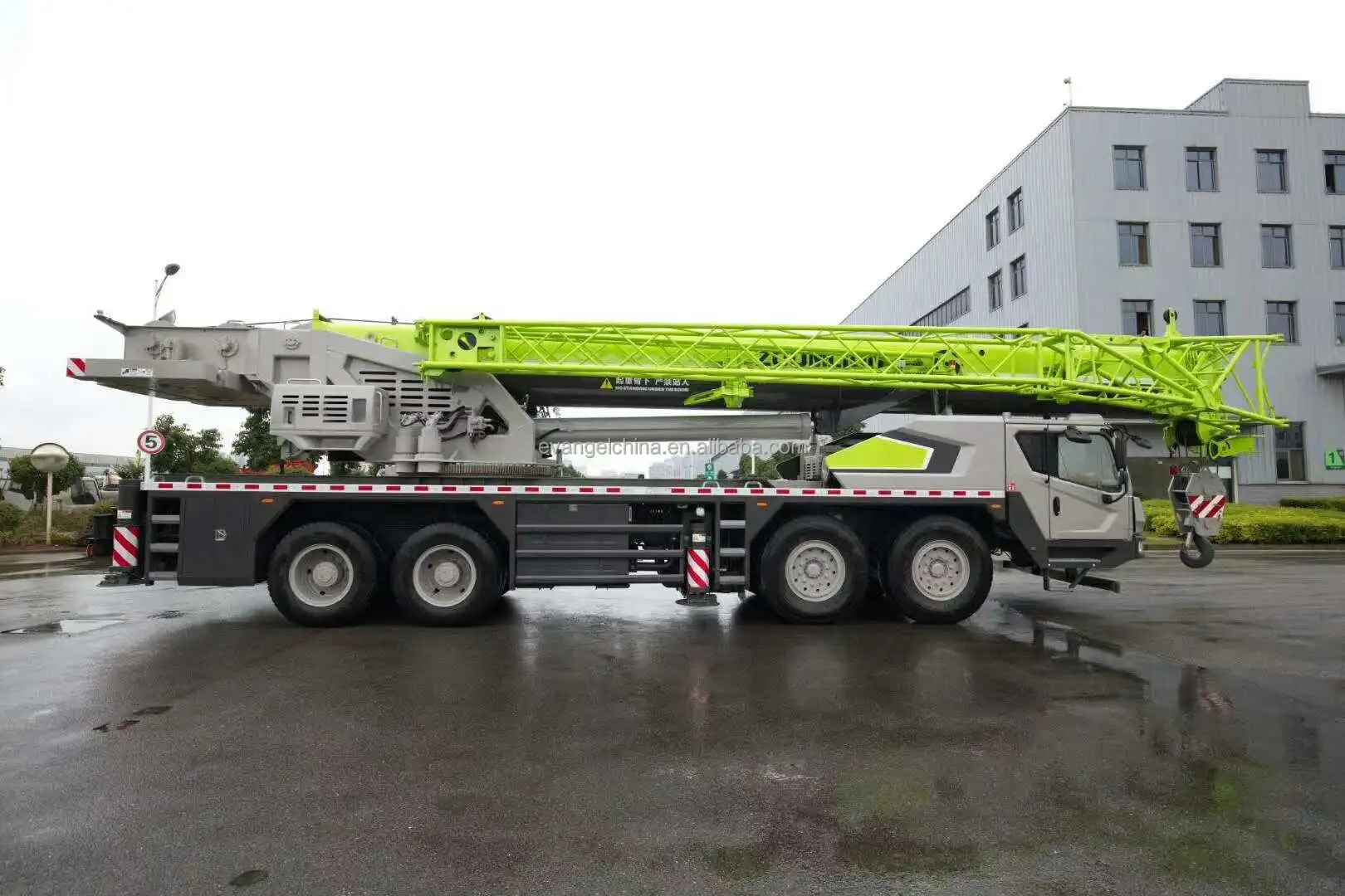 ZOOMLION 80 ton mobile truck crane ZTC800H553/ZTC800H with Weichai 