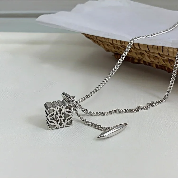 High-End Luxury Gold Necklace Jewelry Accessories for Teenage Christmas Gift Personalized Jewelry Designs Long Chain Necklaces