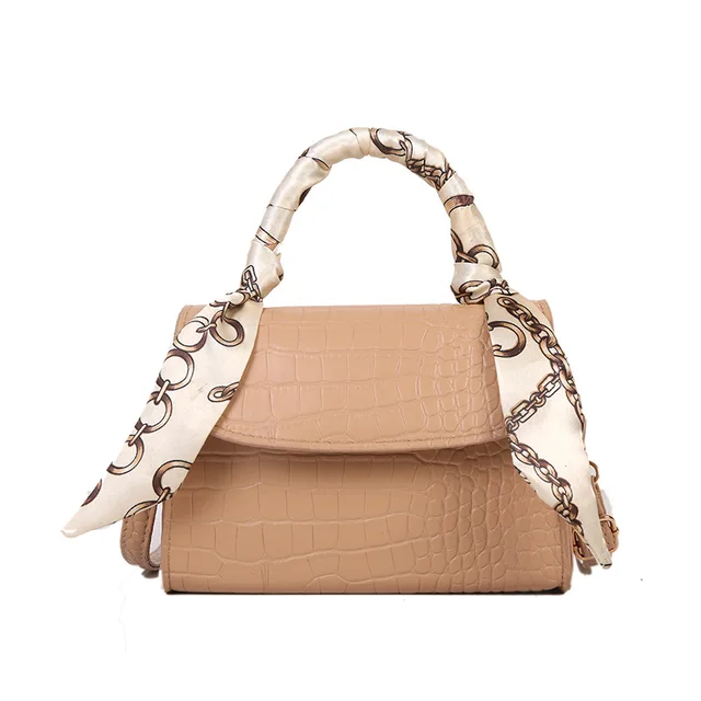 2023 Simplicity Style Cheap Promotion Cosmetic Designer Crocodile Messenger Bag Acrylic Chain Bags Women Handbags Ladies
