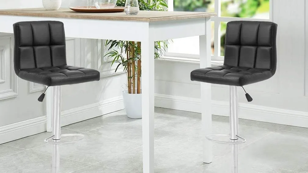 Classic Leather Upholstered Nine Palace Checkered Kitchen Stoolsbar