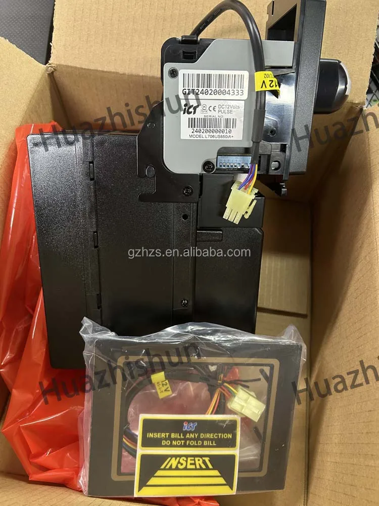 L70P5 with Stacker Bill Acceptor
