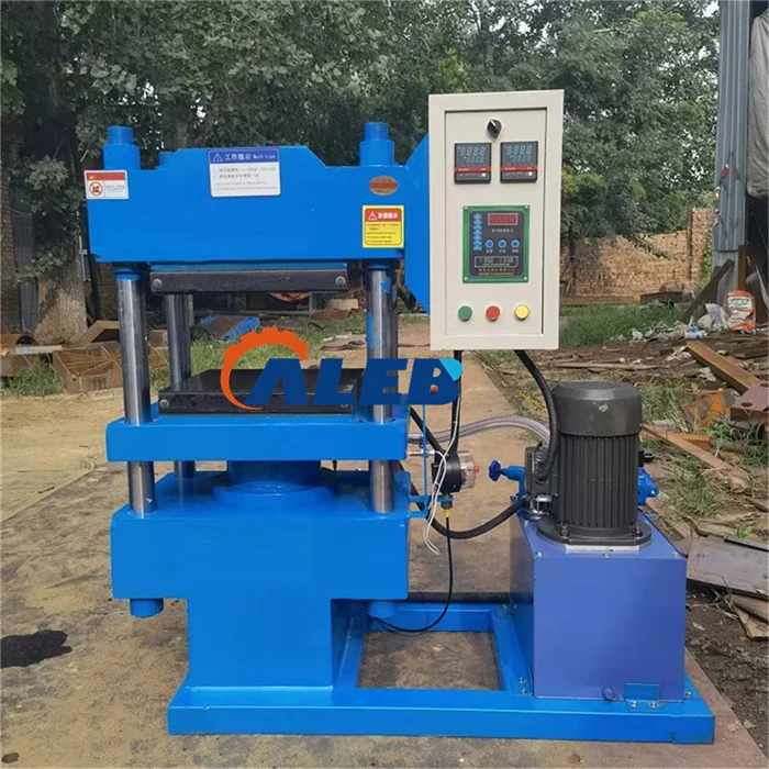 Saving Labor Rubber Boot Making Machine Soccer Ball Vulcaned Machine