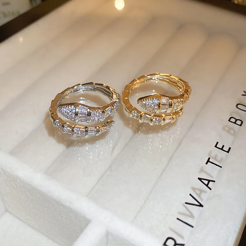 European and American Cold Wind Zircon Snake Shaped Ring, Niche High-end Design, Index Finger Ring, New Versatile Accessory