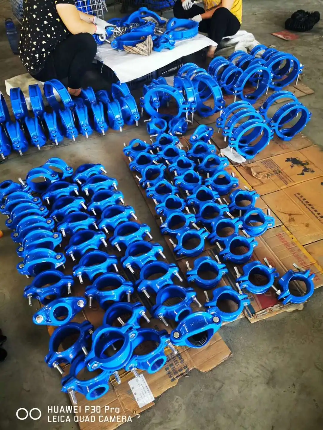 Pipe Tapping Tee of Ductile Iron Pipes DN32 with 20 Pvc Pipe Saddle Clamps