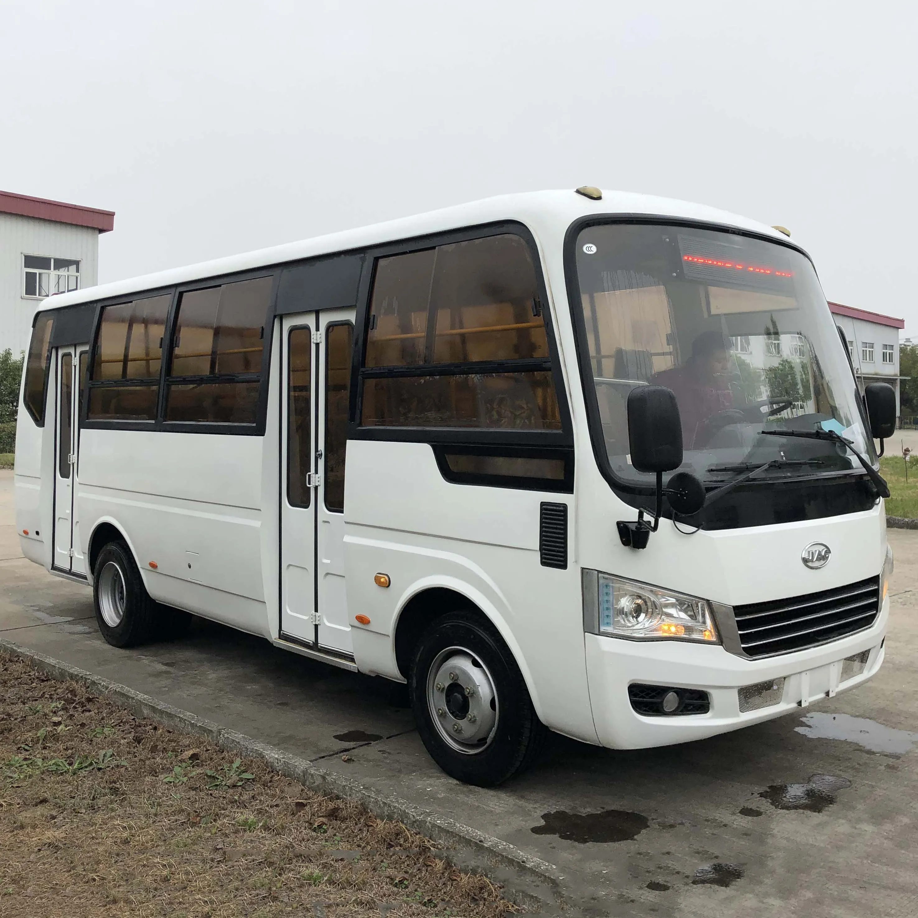Best Selling 30 Seater Small Bus For 