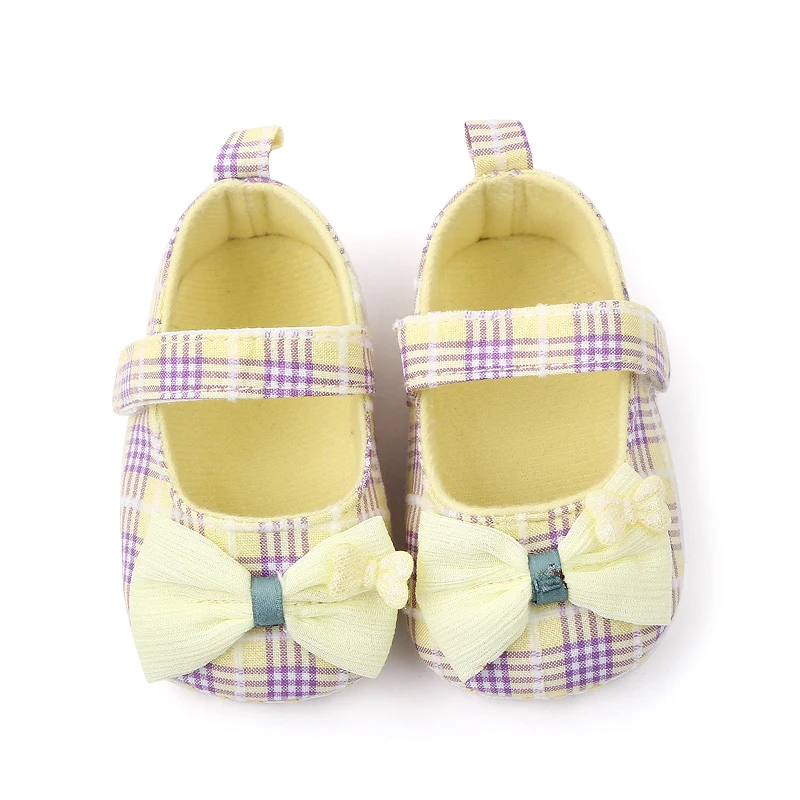 Beautiful Plaid Design Fancy Baby Girls Shoes Soft Cotton Newborn Infant Shoes for Girls factory