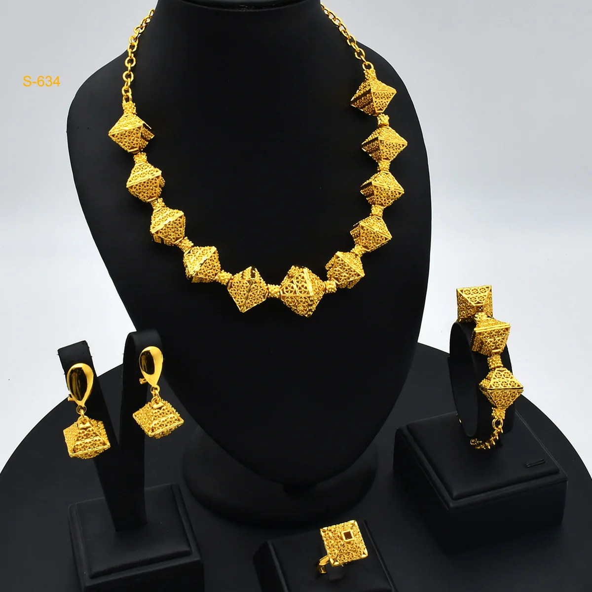 Gold Jewellery Designs Fashion Jewellery Wholesale Online Fashion