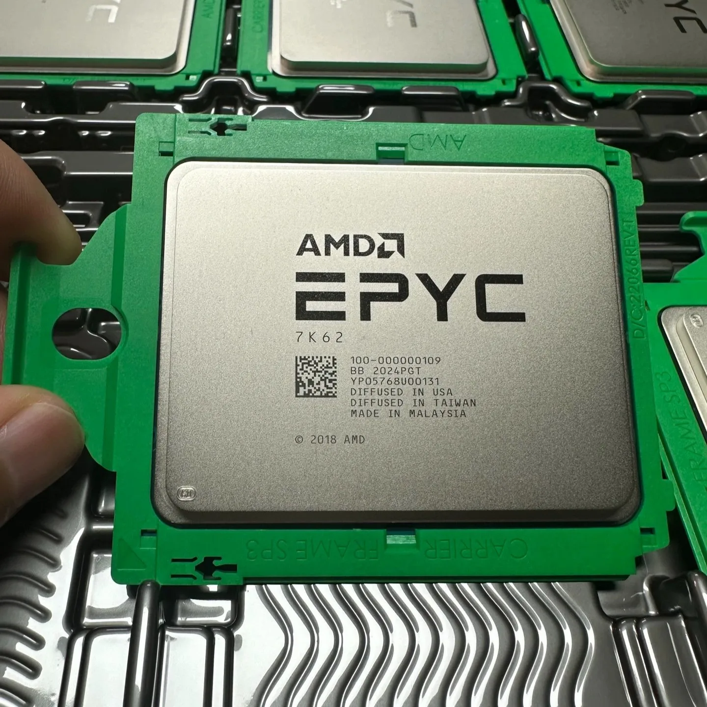 AMD EPYC 7K62 - 48 Cores, 96 Threads, 2.6ghz Server CPU
