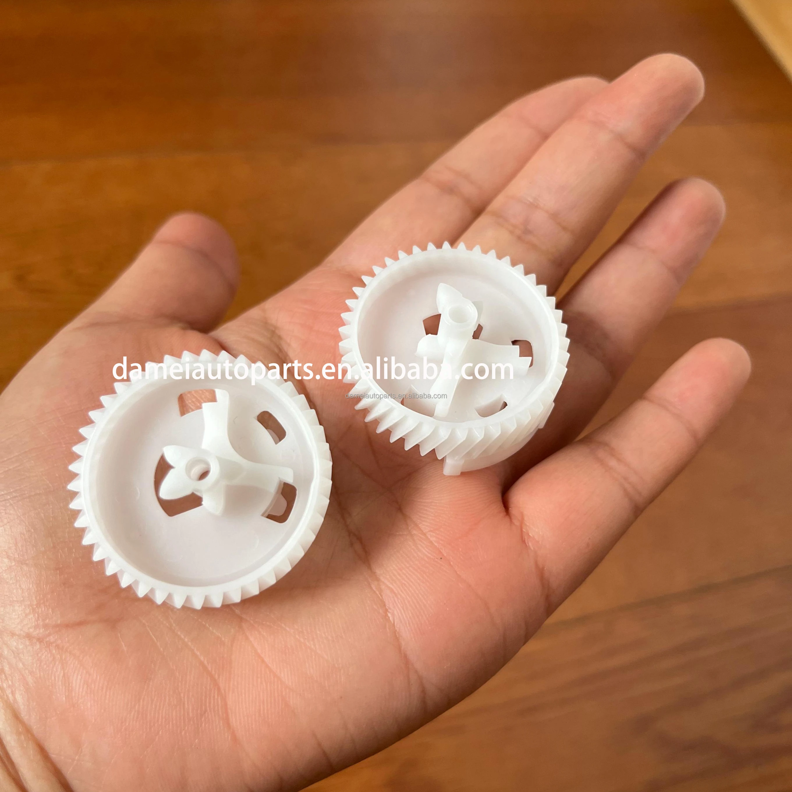 Inner Gear Car Door Lock Nissan Livina Tiida ALTIMA Versa Micra Xtrail