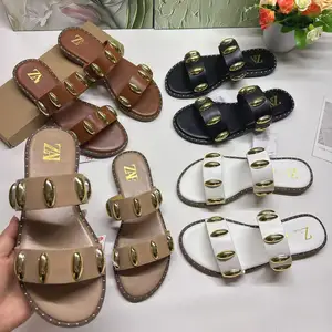American Style Fashion Casual Shoes New Metal Decoration Ladies Shoes Outside slippers Flat Women Shoes Sandals