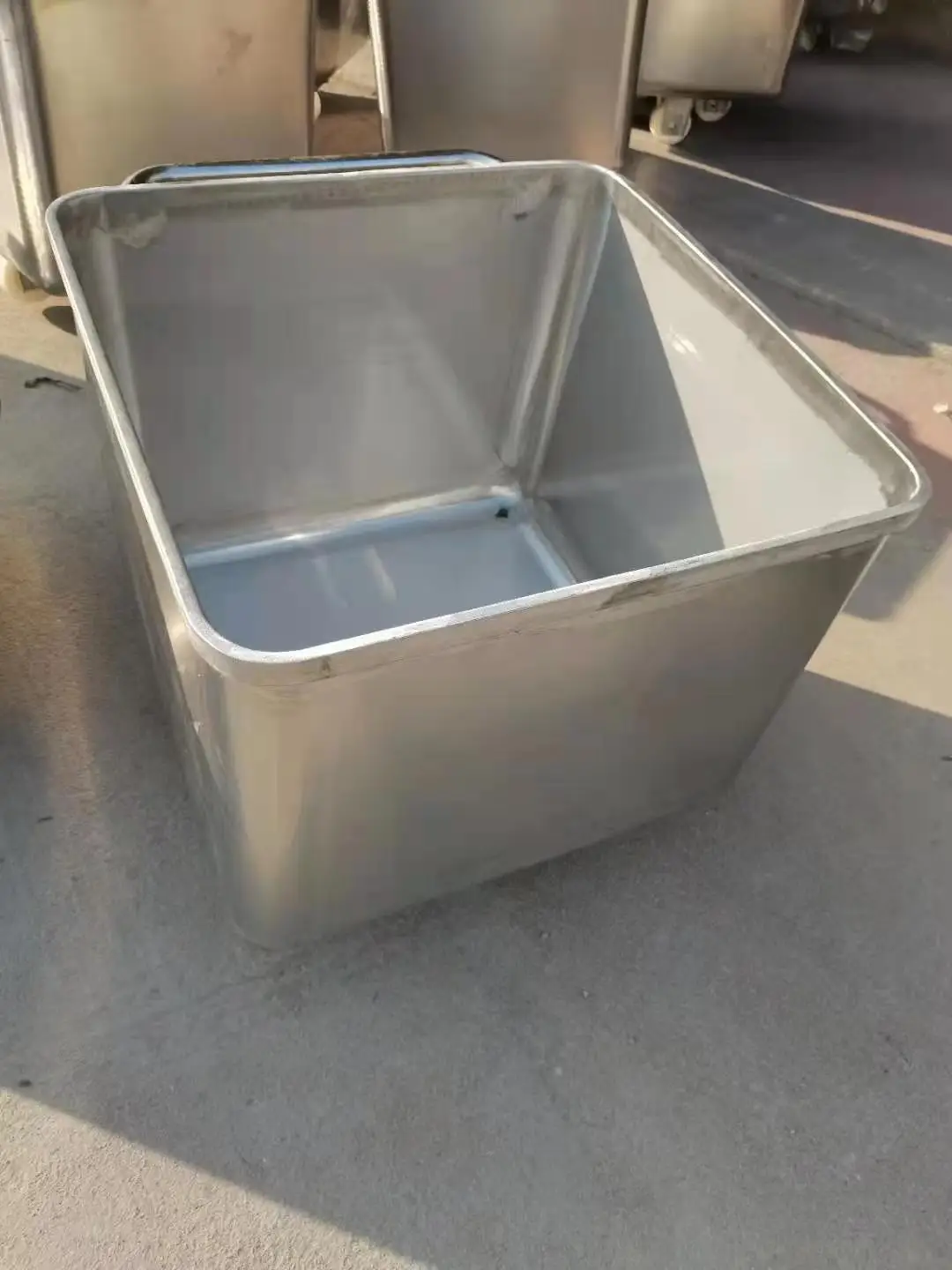 Тележка из нержавеющей стали с колесами для транспортировки