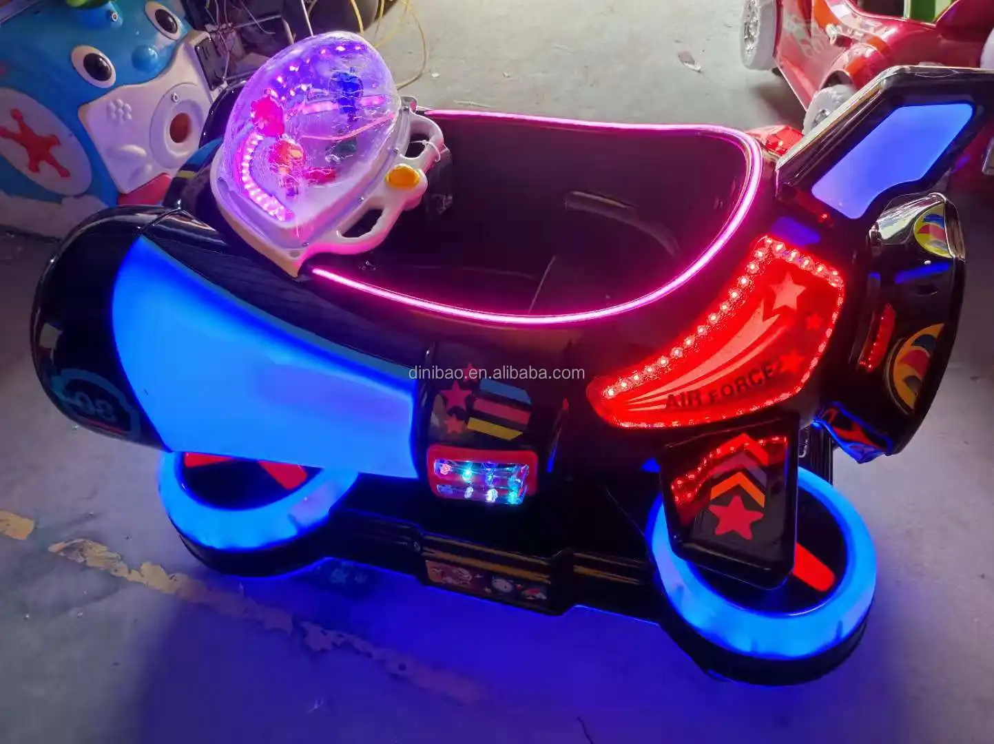 spaceship kiddie ride-2