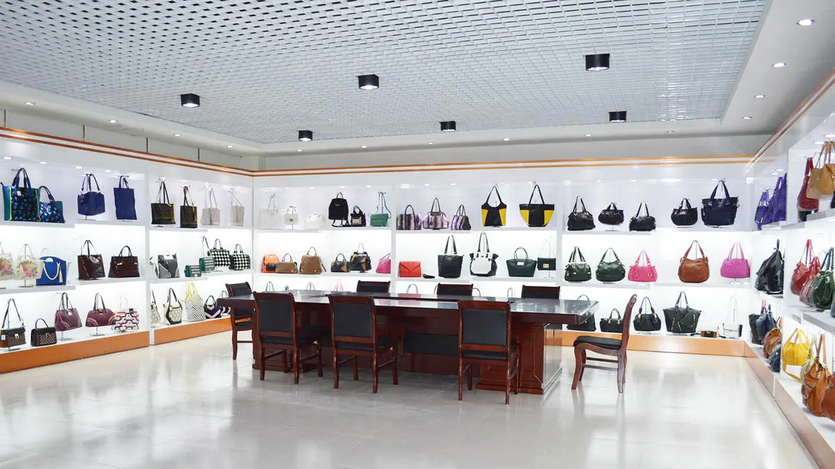 Guangzhou Jianyi Leather Products Co., Ltd.