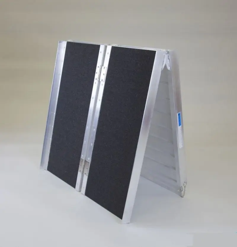 Portable Telescopic Mobile Aluminum Alloy Ramp Barrier-Free Wheelchair Access Roadway Product factory